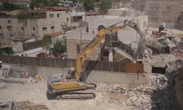 İsrail iki haftada Filistinlilere ait 44 evi yıktı