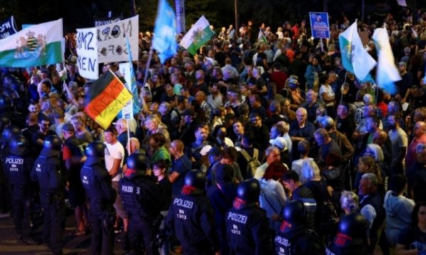 Almanya'da artan enerji fiyatlarının toplumsal olayları körüklemesinden endişe ediliyor