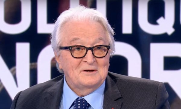 Fransa eski Dışişleri Bakanı: Suriye'deki olaylar İngiltere tarafından iki yıl öncesinden planlanmıştı
