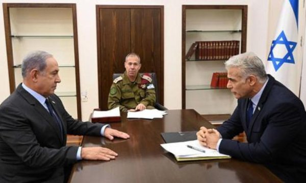 Netanyahu: Lapid, Nasrallah'tan Korktu