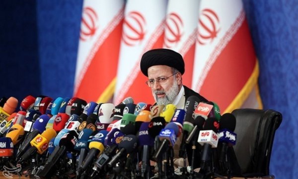 Reisi: Batı insan hakları konusunda "Çifte standartlı"
