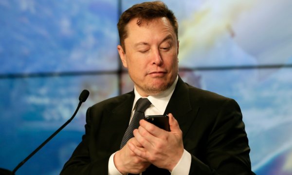 Elon Musk'tan İran'daki kaos ve iç çatışmalara dev yatırım!