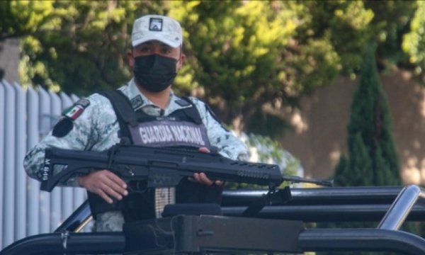 Meksika'da El Chapo'nun oğlunun yakalanmasıyla ortalık kan gölüne döndü