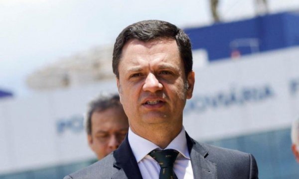 Brezilya eski adelet bakanı Torres gözaltına alındı