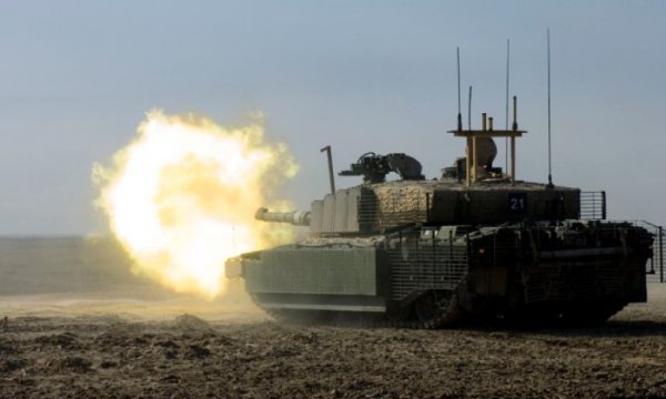 İngiltere Rusya'ya karşı Ukrayna'ya muharebe tankı gönderecek