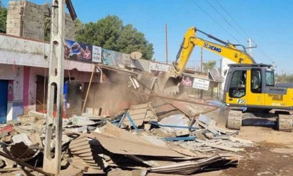 Hindistan'da Müslümanlara ait 6 medrese yıkıldı