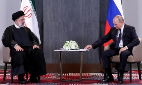 Putin ile Reisi arasında önemli görüşme