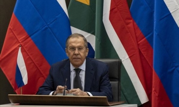 Lavrov: "Batı, Rusya'yla gerçek savaşa girdi"