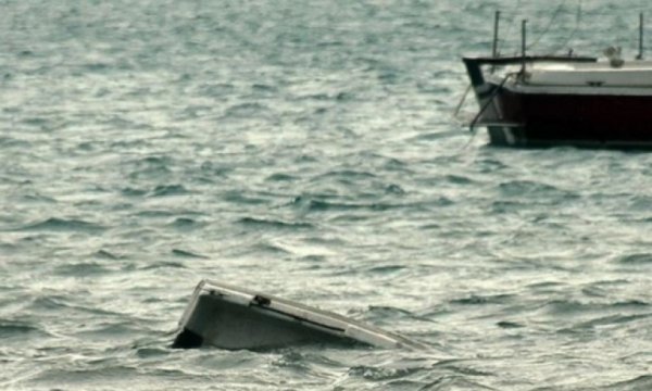 Lübnan açıklarında 200 düzensiz göçmeni taşıyan bir tekne battı