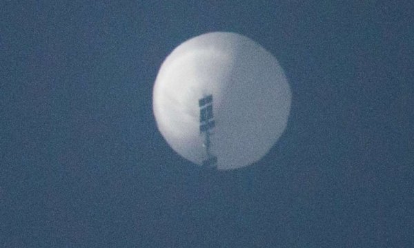 Çin'in 'casus' balonu Atlantik'te düşürüldü