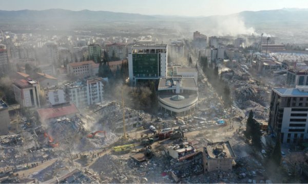 Deprem bölgesinde 173 bin bina yıkık ya da ağır hasarlı