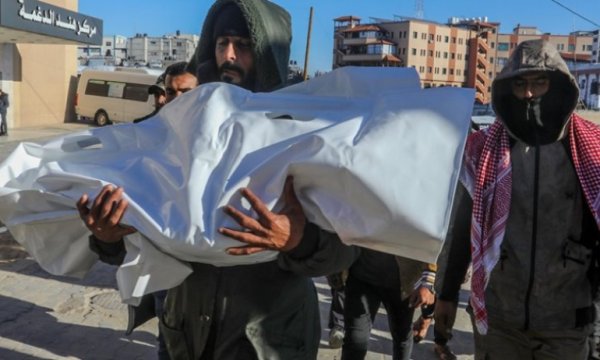 Gazze'ye saldıran soykırımcı İsrail 2 Filistinliyi şehid etti 