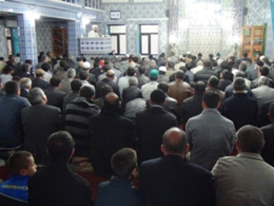 Doğubayazıt'ta Bayram Namazı