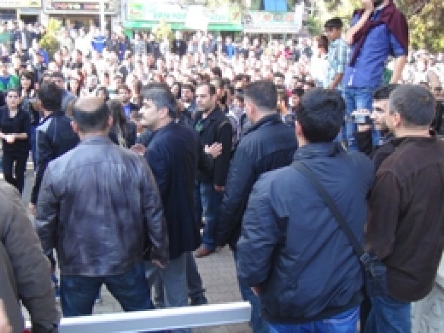 Üniversite Öğrencilerinden Üst Geçit Eylemi
