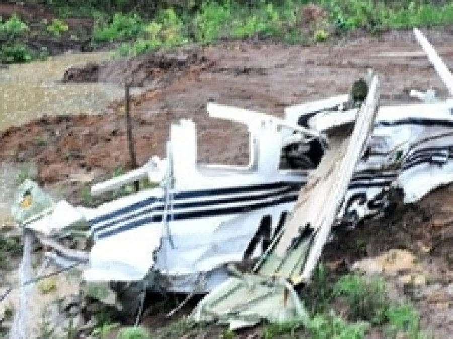 Mississippi'de Küçük Uçak Düştü: 3 Ölü