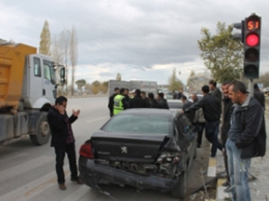Van'da Zincirleme Trafik Kazası