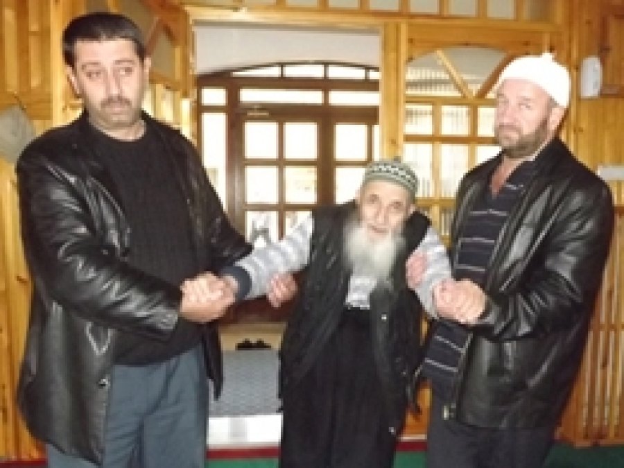 Mahmut Dede'nin Cami Sevdası