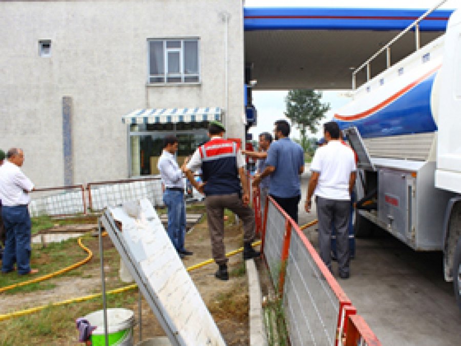 20 Bin Litre Kaçak Akaryakıt Yakalandı