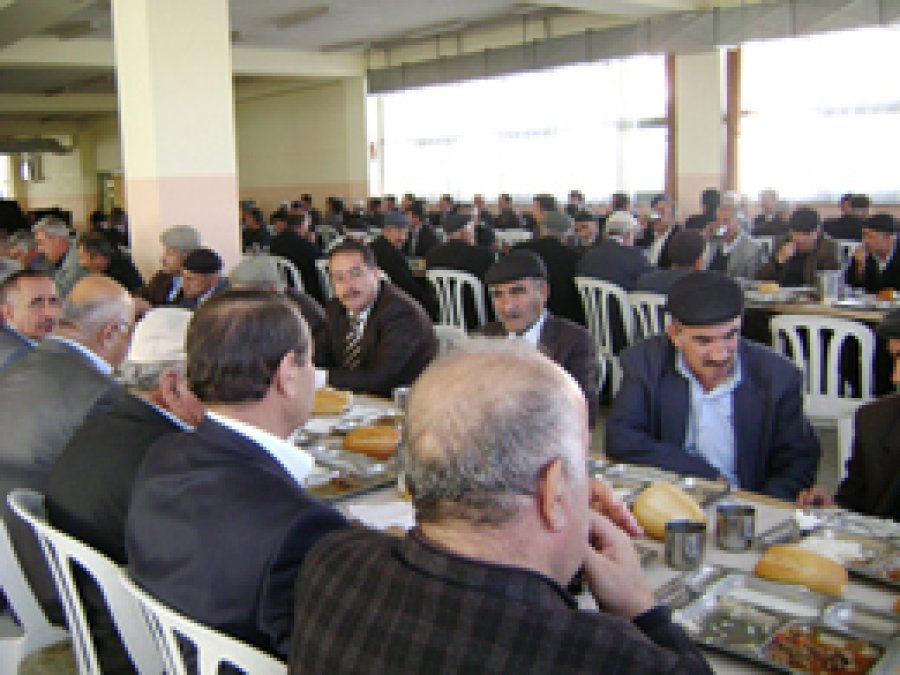 Barış Yemeğiyle, Kan Davasının Başlaması Önlendi