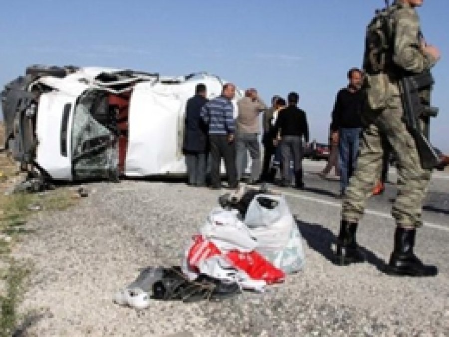Gaziantep'te Trafik Kazası; 22 Yaralı