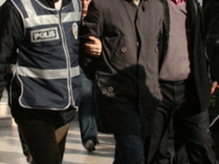 Yüksekova ve Şemdinli'de 20 Kişi Gözaltına Alındı
