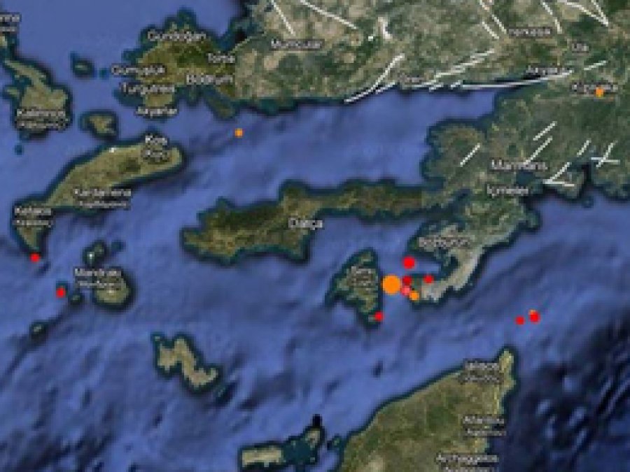 Marmaris Yarım Saatte 7 Kez Sallandı