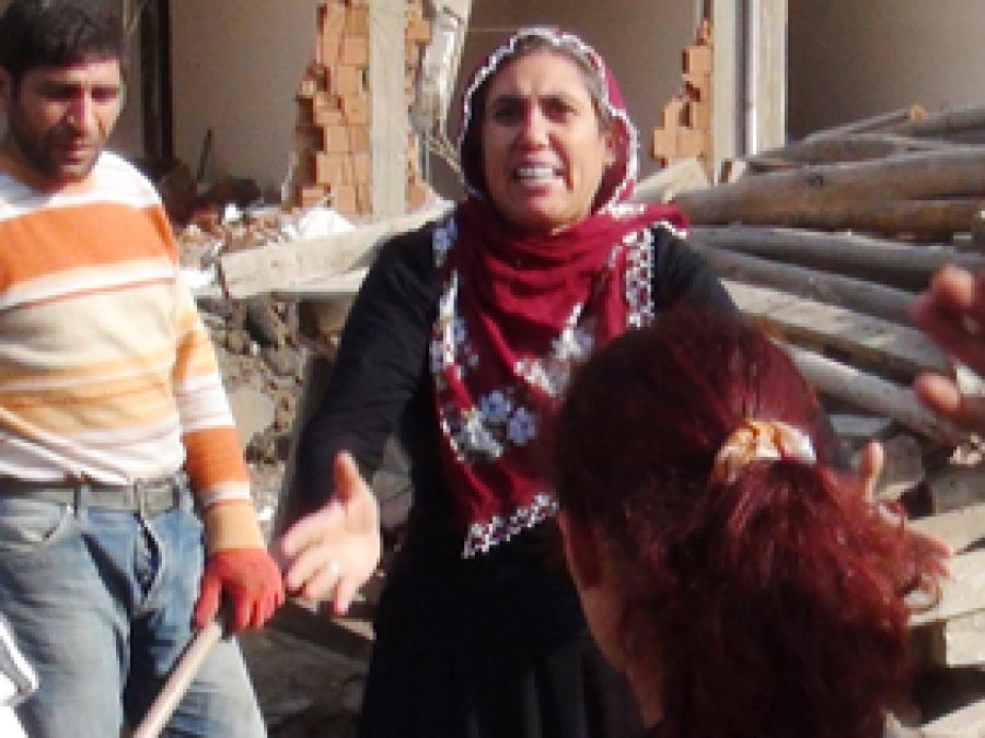 Diyarbakır'da Olaylı Yıkım