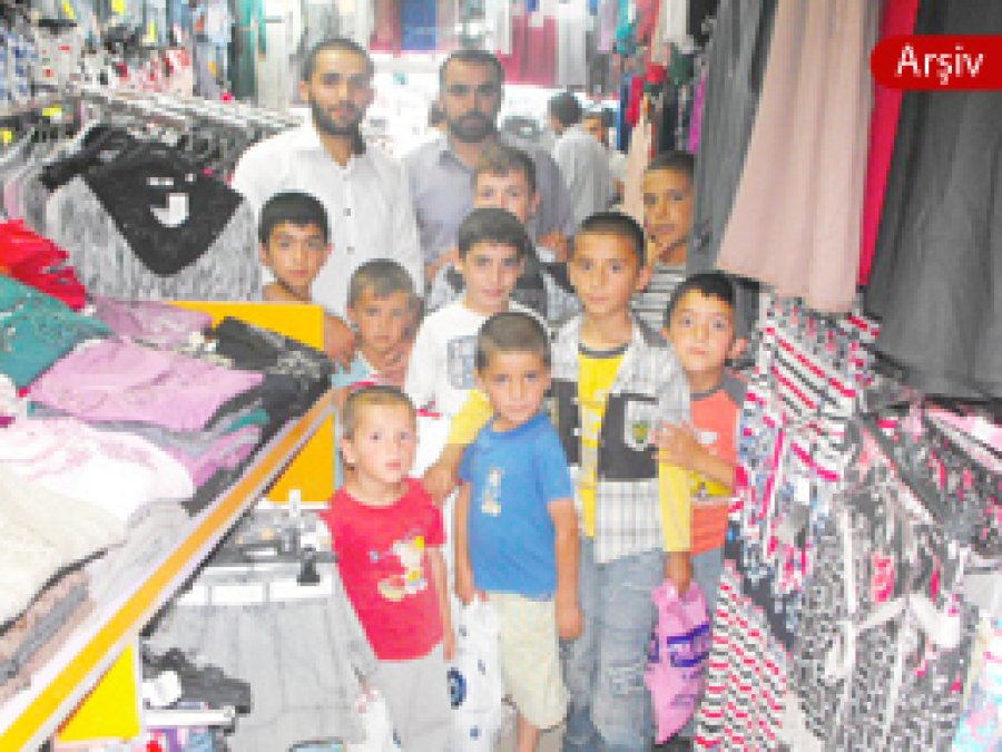 Siirt Mustazaflar Cemiyeti, 40 Yetimi Giydirdi
