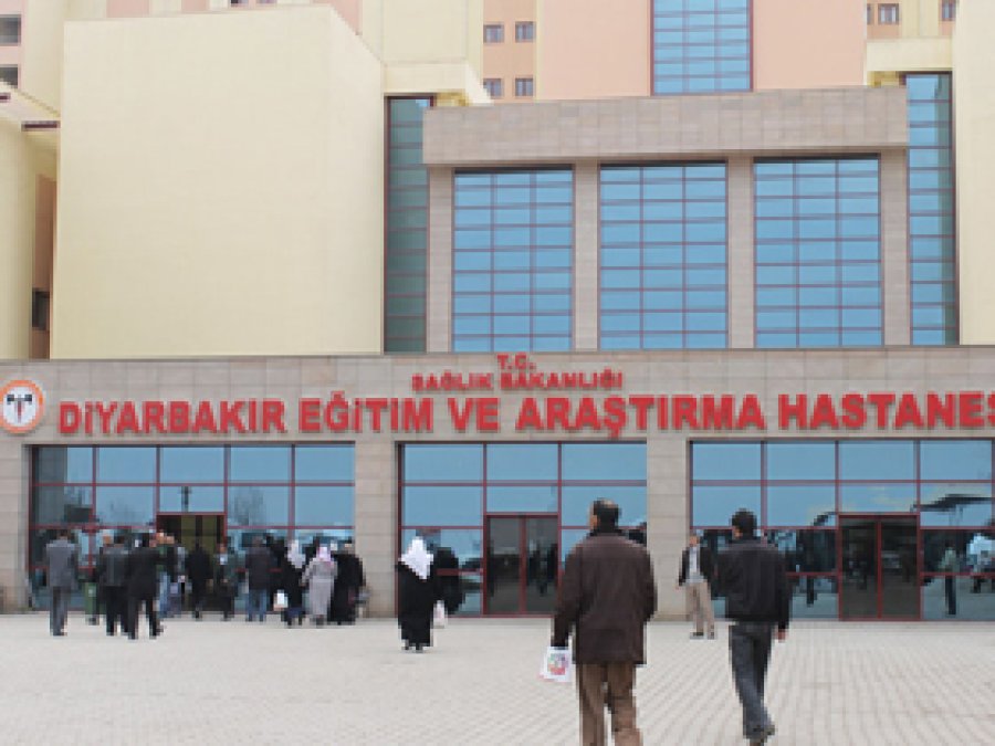 Hastanede Asansör Yere Çakıldı: 11 Kişi Yaralandı
