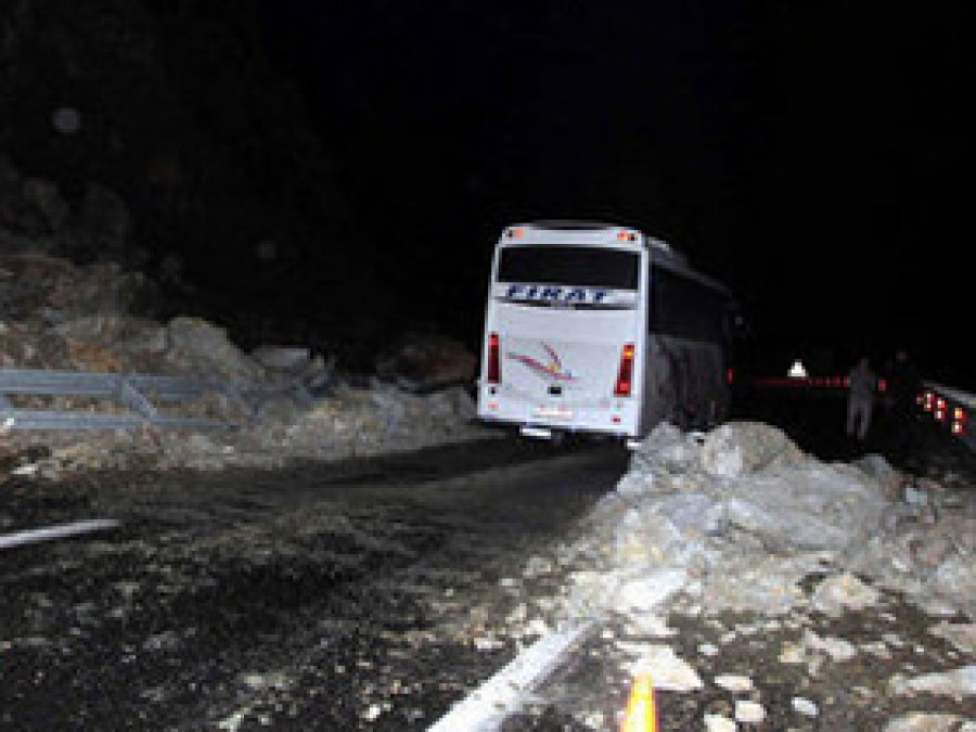 Elazığ'da Heyelan 