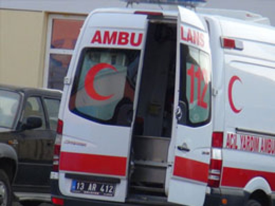 Kamyonetin Üstüne Heyalan Düştü