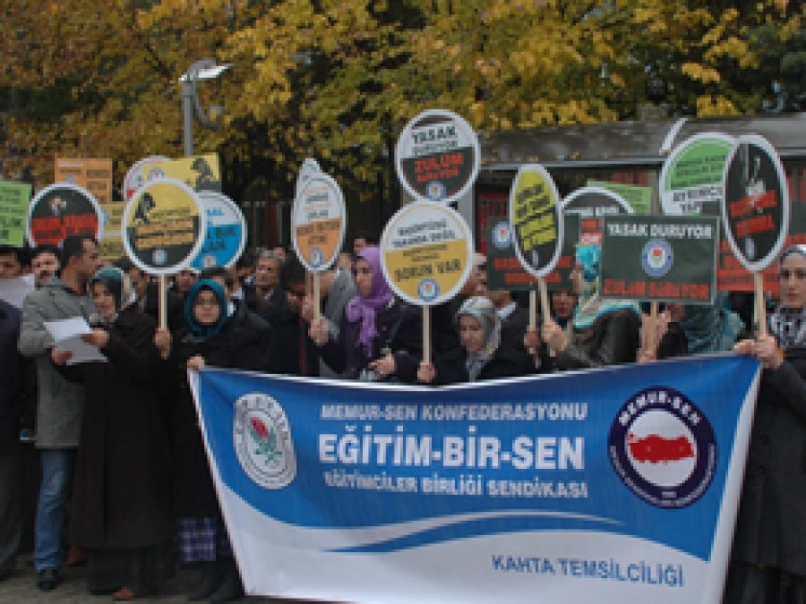 Başörtüsü Suni İdeolojik Çatışmaların Malzemesi Değildir