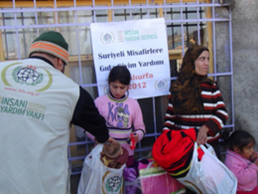 IHH'dan Suriyeli Mültecilere Yardım