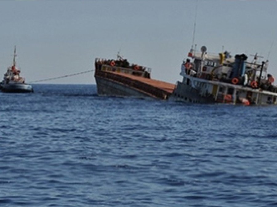 Midilli'de İki Ceset Daha Sahile Vurdu