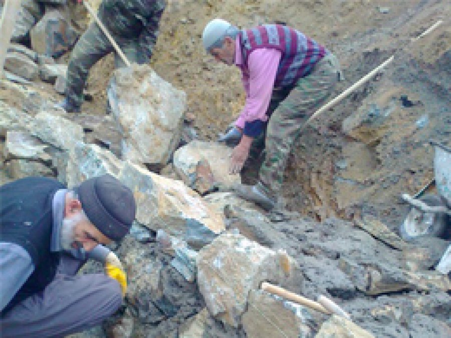 Köylerin Menfez ve Taş Duvar İşleri Tamamlandı