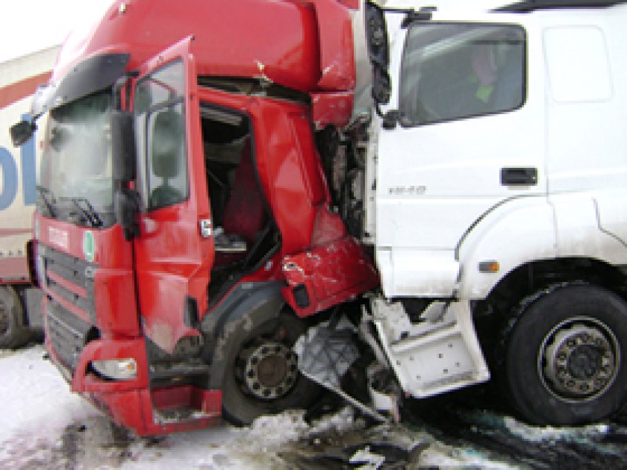 Van'da Trafik Kazası: 1 Ölü 1 Yaralı