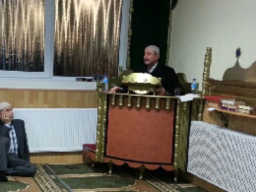 Hicret Camii'nden Manevi Ahlak Dersleri