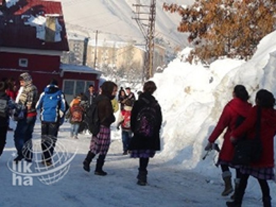 Bitlis'te Eğitim ve Öğretime Yeniden Başlandı