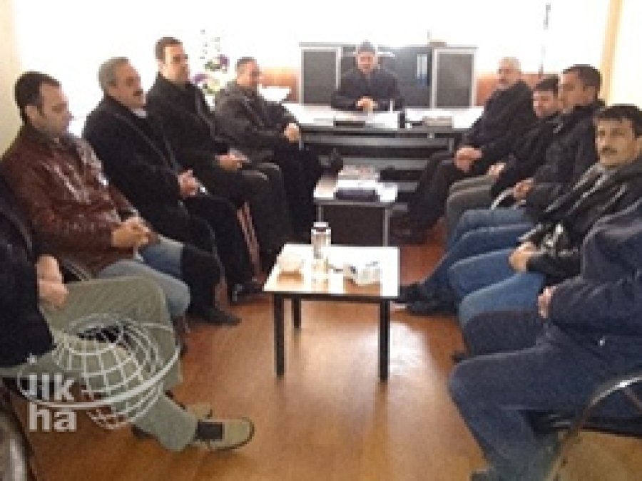 'Başörtüsü Meselesi Bütün Müslümanların Sorunudur'