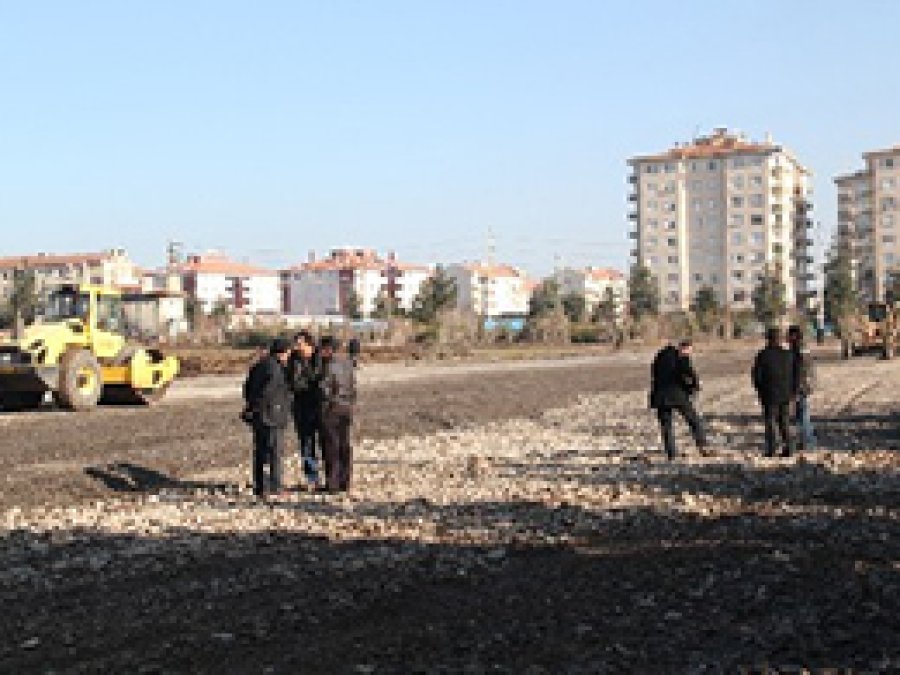 BDP'li Belediyeler Kime Hizmet Ediyor?
