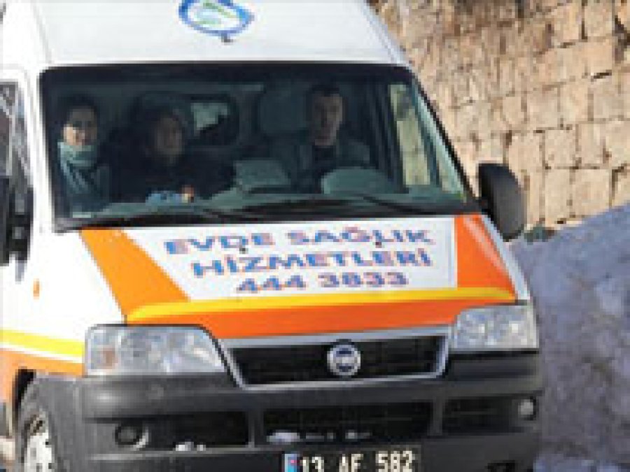 Bitlis'te Bin 843 Hastaya Evde Bakım Hizmeti Verildi