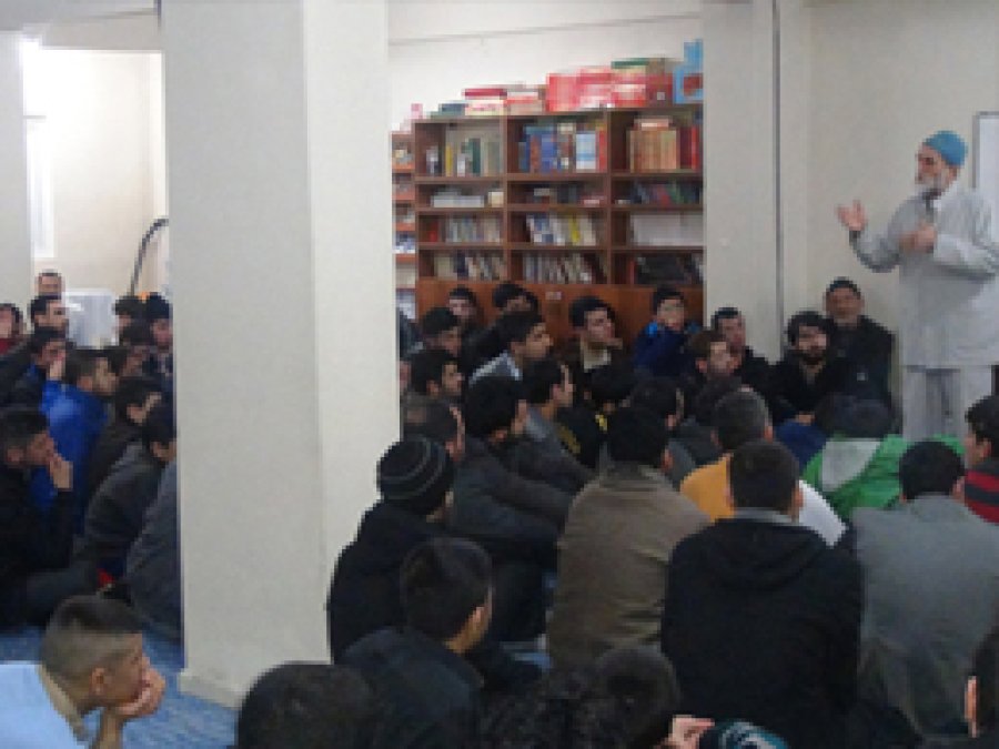 Mehmet Göktaş; Peygmaber Sevdası Dünyayı Saracaktır