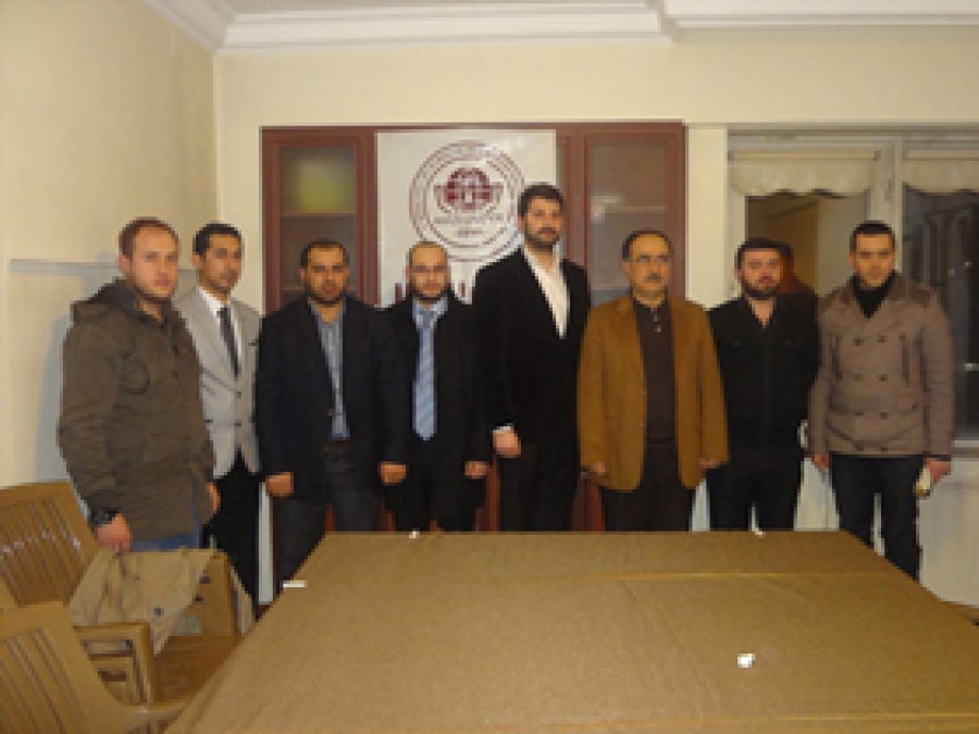 Suriyeli Multecilere Yardım Çağrısı