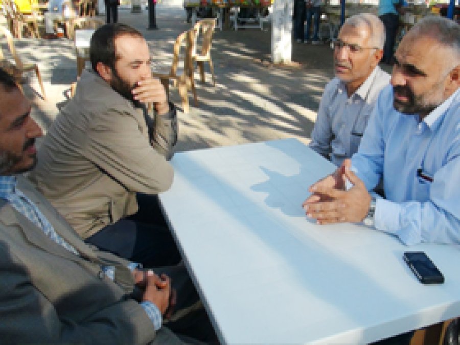 Siyasilerden Kermes Ziyareti
