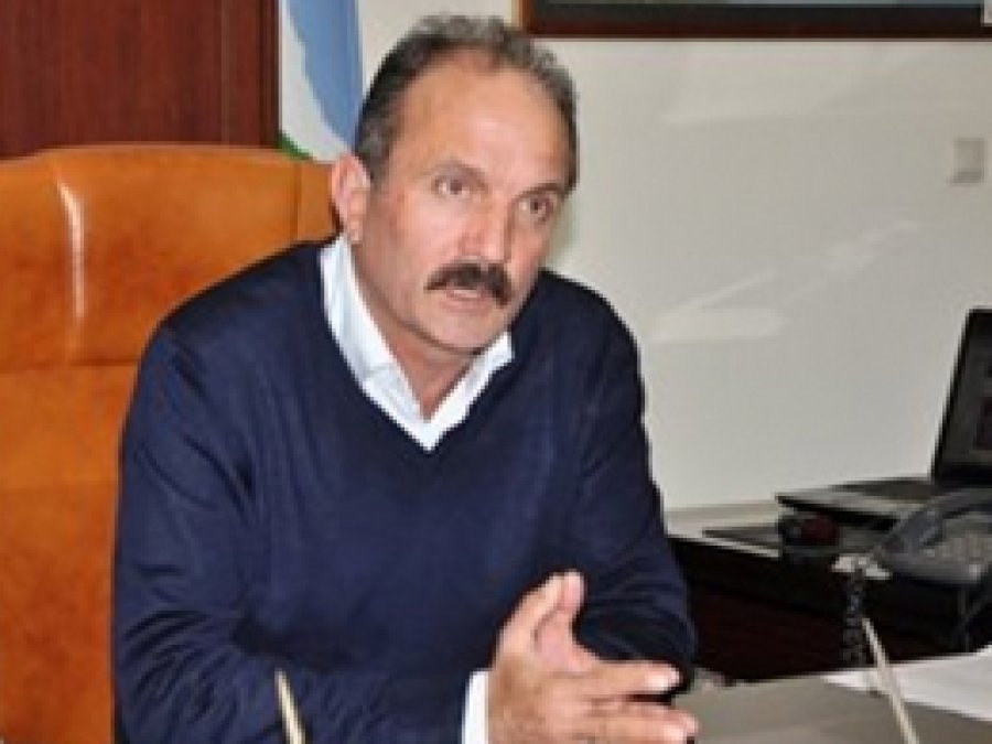 'Bayramınız Piroz be'ye İhraç İstemi