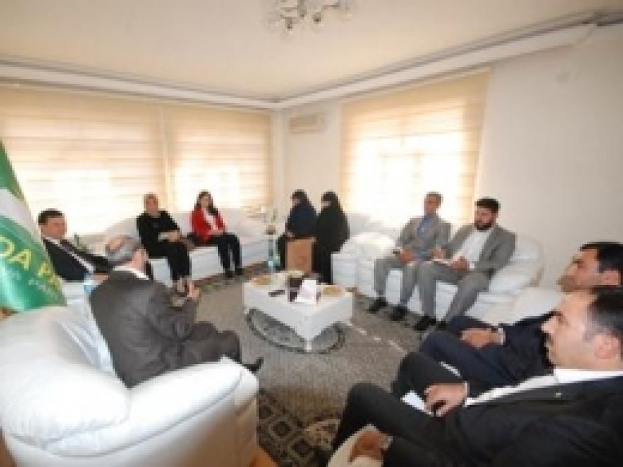Ak Parti ve Saadet Partisi'nden Hüda Par'a Ziyaret