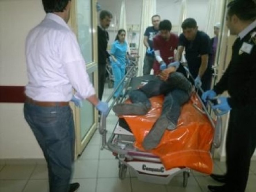 Kahta'da Trafik Kazası: 14 Yaralı