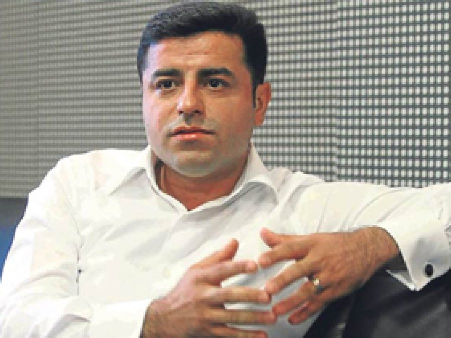 Demirtaş: Başbakan, İmralı'ya Gitsin