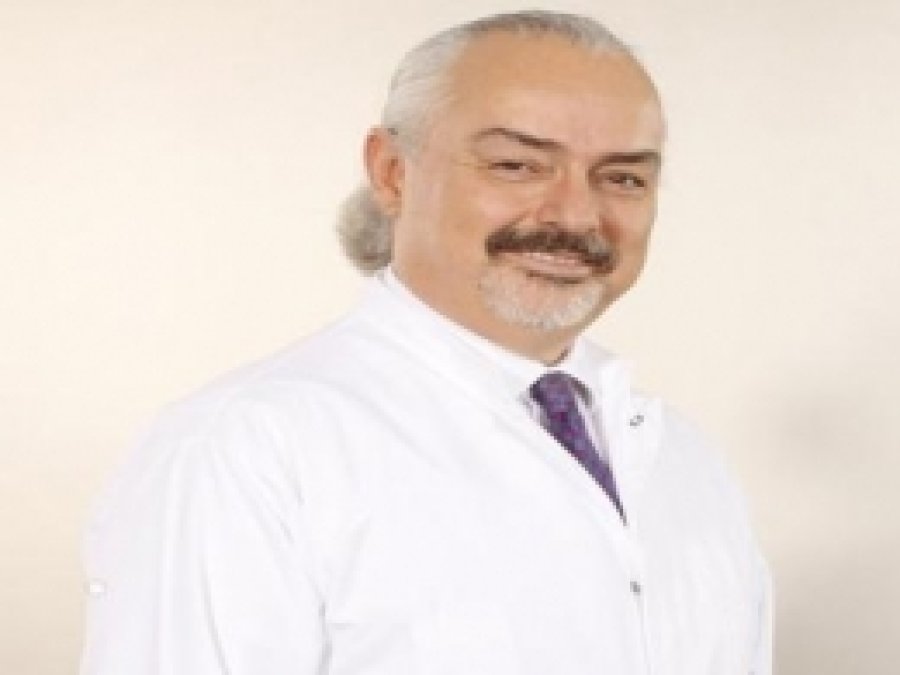 Gribim Diye Antibiyotiğe Yüklenmeyin 