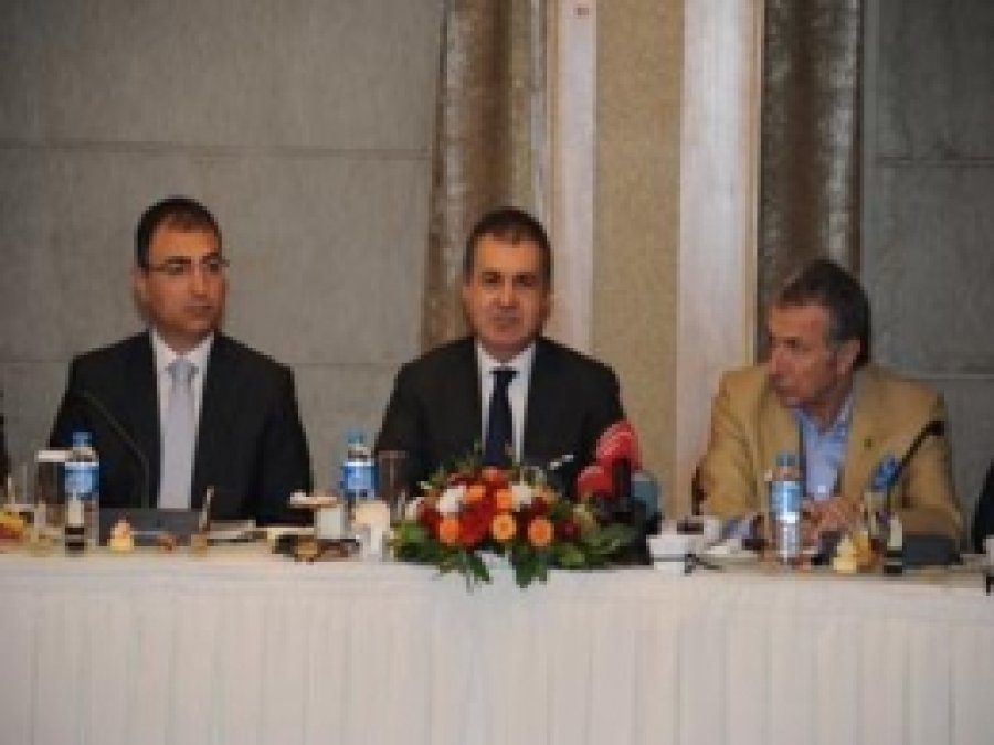 "Türkiye'nin Tanıtım Stratejisi Açısından İzmir  Önemli Bir Yer Tutuyor" 